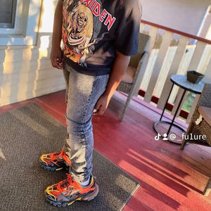 Meet your Posher, Raijhon